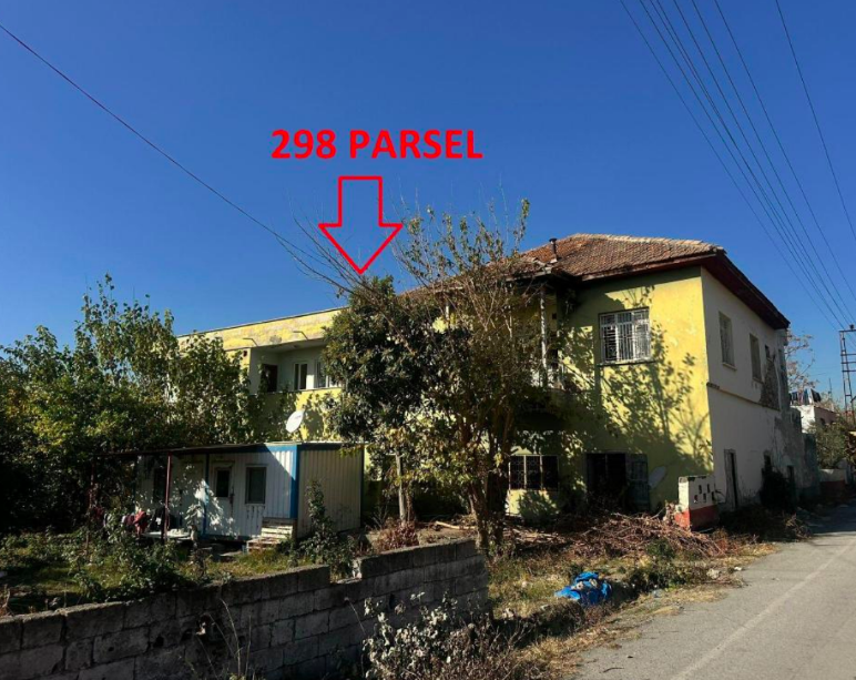 HATAY DÖRTYOL'DA 705 M2 SATILIK BAHÇELİ EV